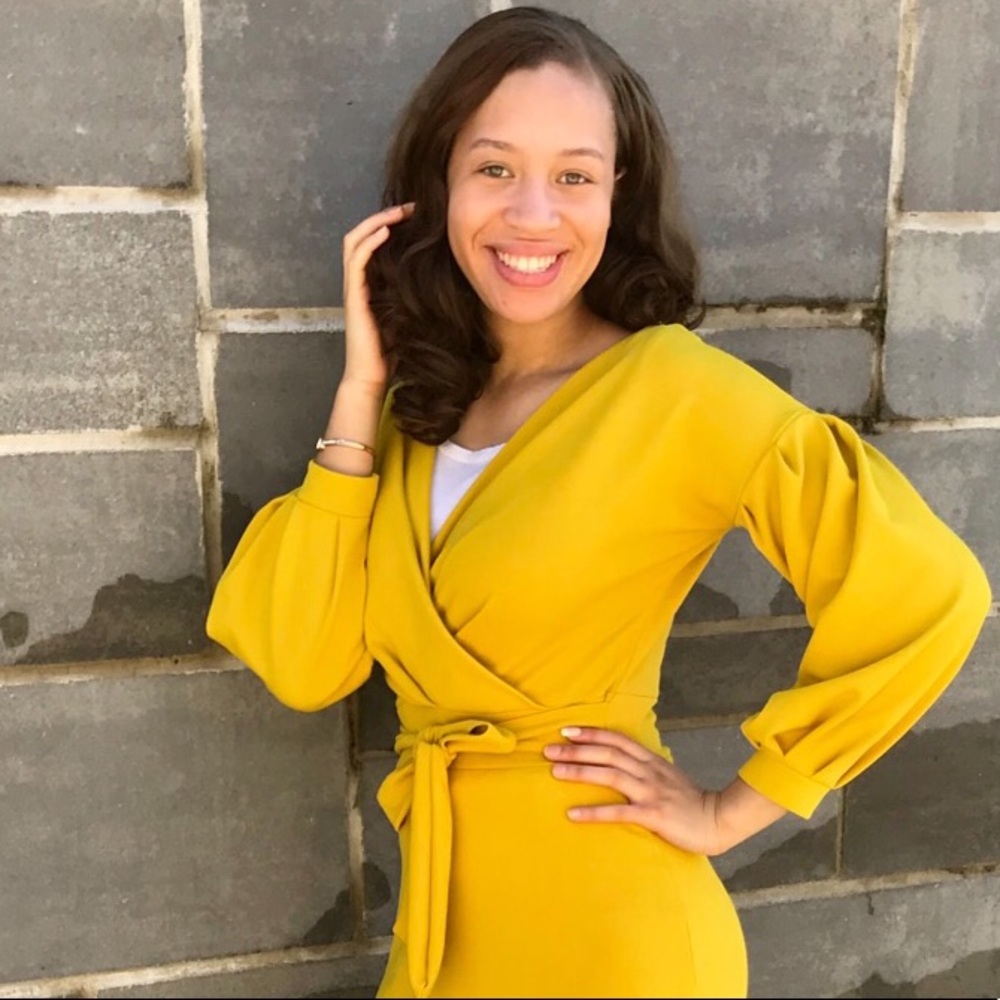 Meet your Posher, Leah